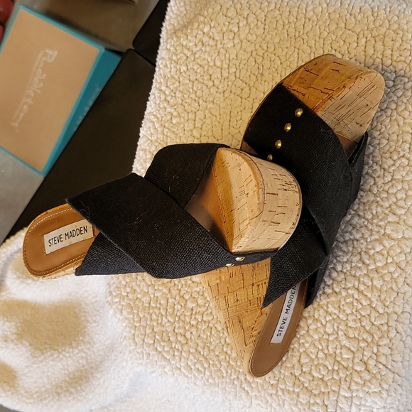 Heels - Picture 1 of 5